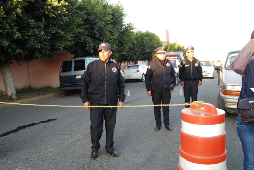 Realizan operativos de vigilancia en escuelas de Ixtapaluca