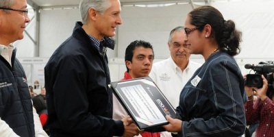 Entrega Alfredo del Mazo equipamiento para que mexiquenses emprendan su propio negocio (VIDEO)