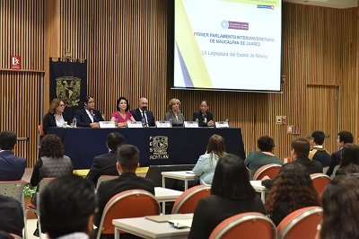 Los jóvenes deben ejercer su derecho a participar en la construcción de un mejor país: Karina Labastida