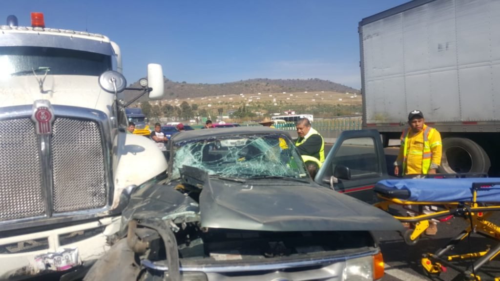 Niño pierde su pie en accidente carretero en la Mexico- Puebla