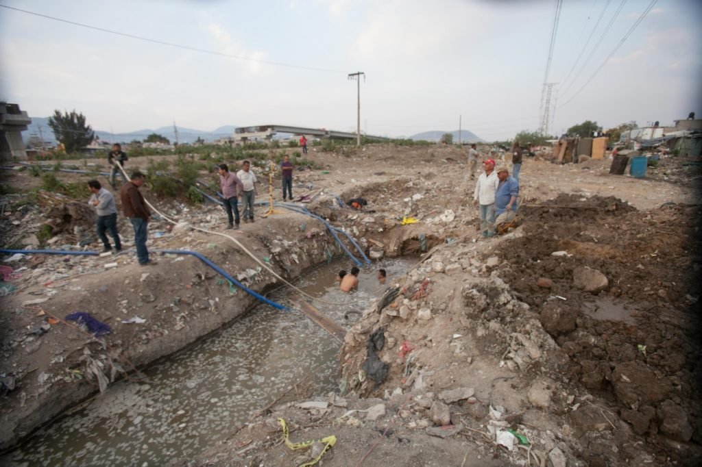 Detectan fuga de agua en Ecatepec, que tenía 9 años sin ser reparada