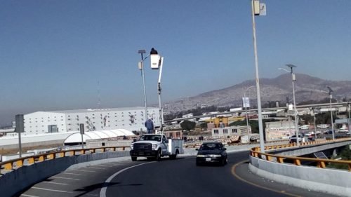Reparan luminarias en Ixtapaluca para inhibir actos delictivos