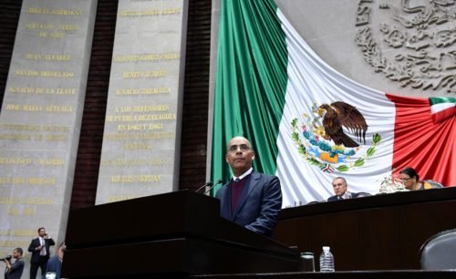 La Carta Magna no ha perdido su esencia social y está vigente: MAV