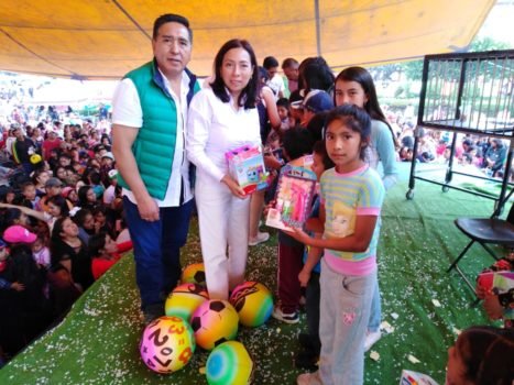 El SMDIF Amecameca y el Gobierno Municipal realizan la 2da Feria del Niño