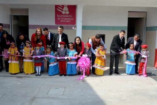 Cumple Ixtapaluca con el sector educativo