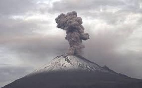 Emite volcán #Popocatépetl 180 exhalaciones acompañadas de vapor de agua, gas y ligeras cantidades de ceniza. Continúa semáforo en #AmarilloFase2