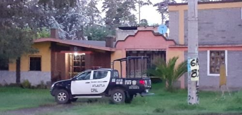 Libera FGJEM a madre e hijo que se encontraban secuestrados y detienen a dos personas mediante operativo en Amecameca