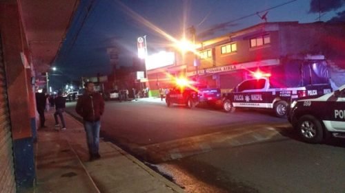 #Sujetos armados disparan contra clientes de un bar; dejan dos lesionados