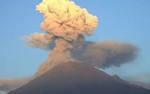 Emite volcán #Popocatépetl 101 exhalaciones de acompañadas de vapor de agua, gases volcánicos y ligeras cantidades de ceniza. Continúa semáforo en #AmarilloFase2