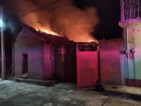 Reportan fuerte incendio en la delegación San Juan Tehuixtitlán municipio de #Atlautla