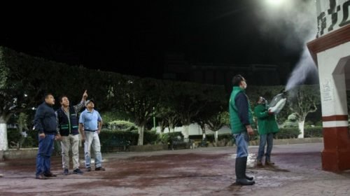 Exhorta Alcalde Miguel Ángel Salomón Cortés a la ciudadanía a quedarse en casa Supervisa trabajos de sanitización.