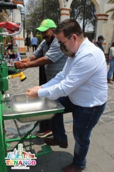 Instalan lavamanos portátiles en Tenango del Aire