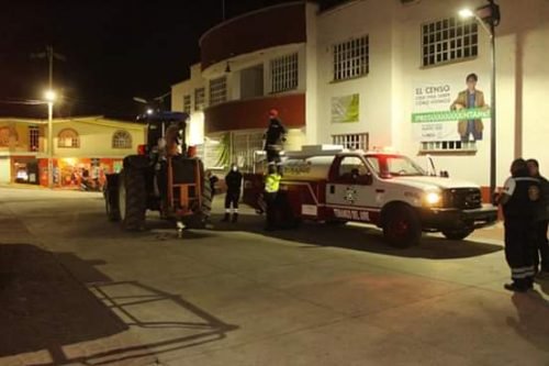Sanitizan calles y avenidas de #TenangodelAire