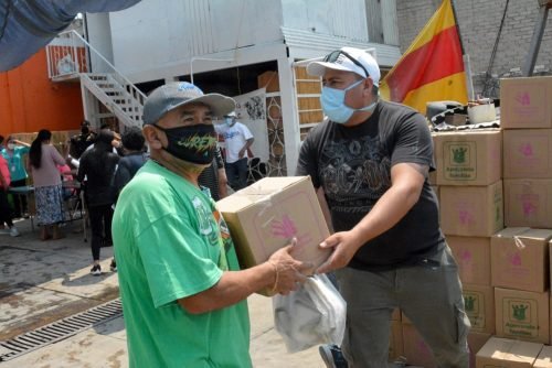 Benefician a más familias y comerciantes informales con despensas en #Ixtapaluca