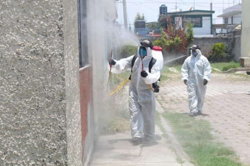 Sanitizan calles de #Amecameca
