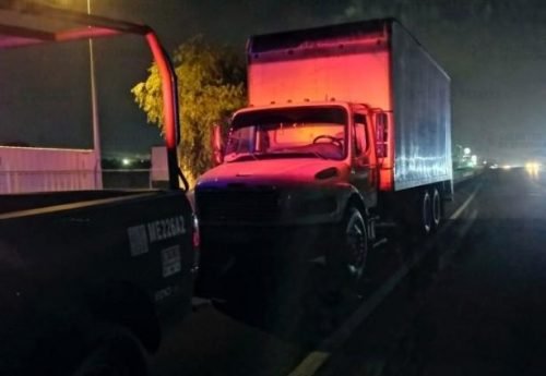Recuperan camión aparentemente abandonado en #Chalco.