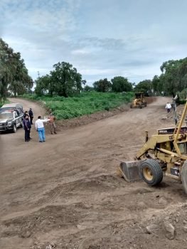 Realizan mantenimiento y rehabilitación de caminos saca cosecha en Temamatla