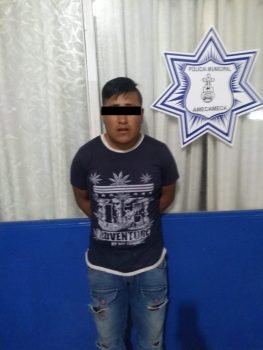 Detiene la Policía Municipal de Amecameca a sujeto que robó celular