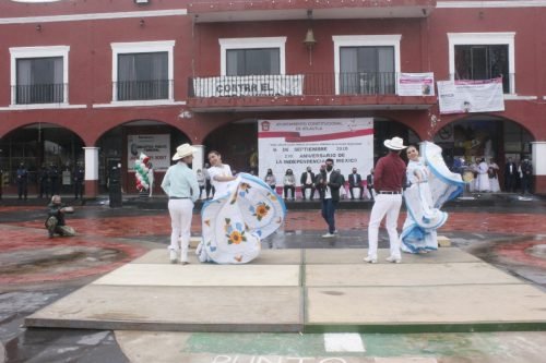 En Atlautla conmemoran el CCX Aniversario del Inicio de la Guerra de Independencia de México con un acto cívico