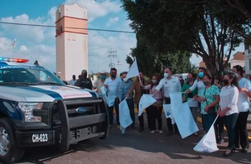 Edil de Chalco hace entrega de patrullas a unidades habitacionales