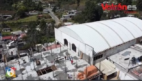 Continúan trabajos de construcción de la presidencia municipal de Ecatzingo que fue severamente dañada en el sismo del 2017