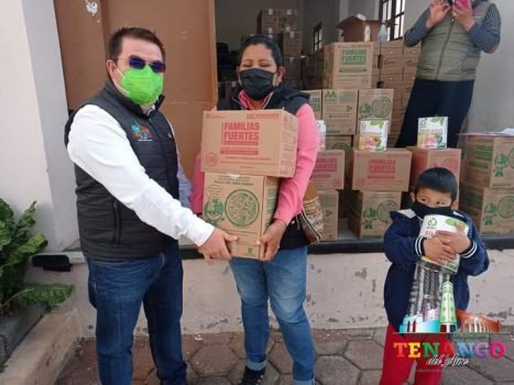 En Tenango del Aire entregan desayunos calientes