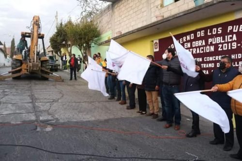 Edil de Ozumba continúa trabajando en beneficio de las familias