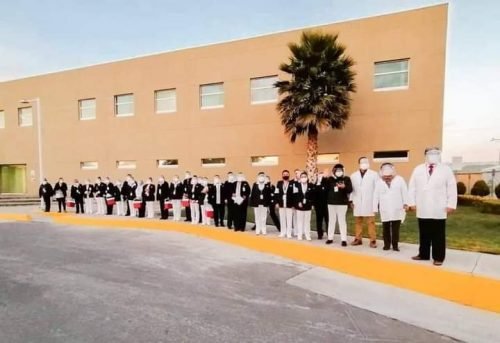 Llegan vacunas contra COVID-19 para el personal médico del HRAEI