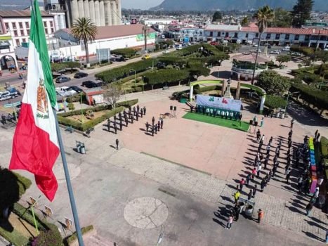 Celebra Gobierno de Amecameca el CC Aniversario de la Bandera Nacional Mexicana