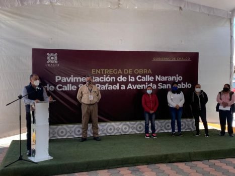 Edil de Chalco entregó obras para mejorar calidad de vida de las familias