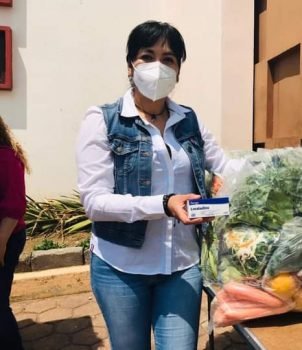 Familias de Tenango del Aire son beneficiadas con canastas de frutas y verduras