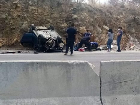 Se registró un fuerte accidente vehicular en Tlalmanalco