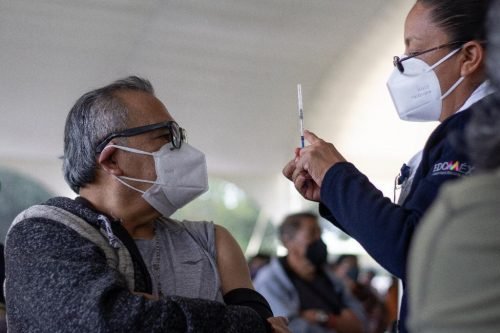 21 mil 680 dosis fueron aplicadas a adultos mayores de Chalco 