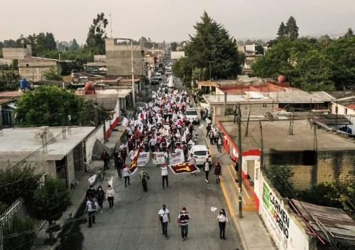 Luis Enrique Valencia Venegas inicia su campaña proselitista en calles de Atlautla