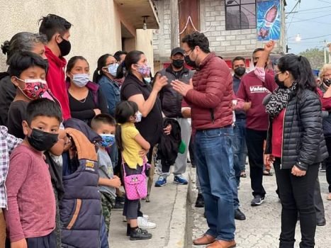 Valentín Martínez Castillo continúa con sus recorridos en delegaciones de Ozumba