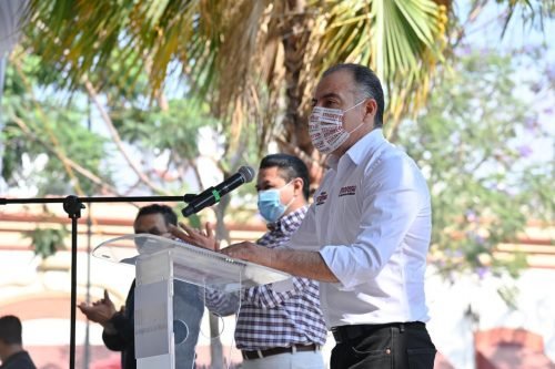 Más de 500 maestras y maestros respaldan proyecto de continuidad de Miguel Gutiérrez