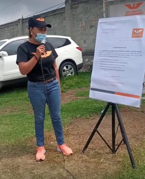 Dennisse Hauffen integra a su proyecto una agenda animalista