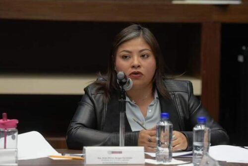 Anais Burgos: en la Casa del Pueblo es importante escuchar a todos los actores, ser sensibles y empáticos.